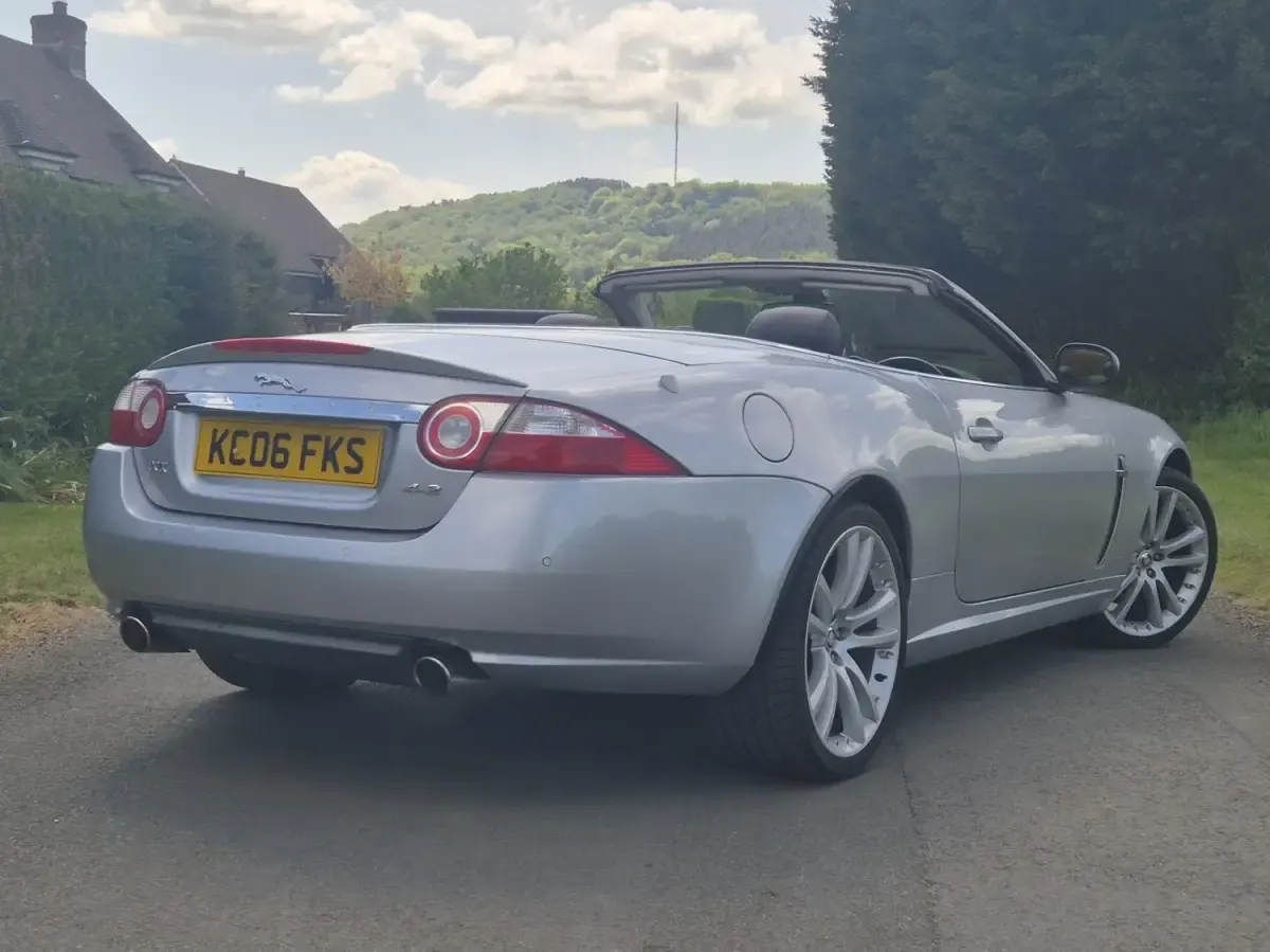 Usado Jaguar XK 2006 Prateado Cabrios