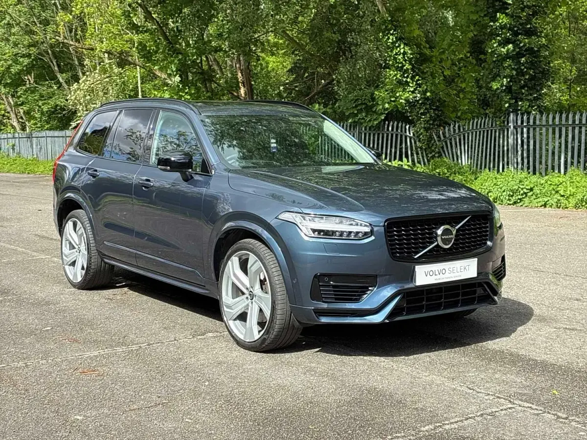 Used Volvo XC90 Ultimate 2023 Blue SUV