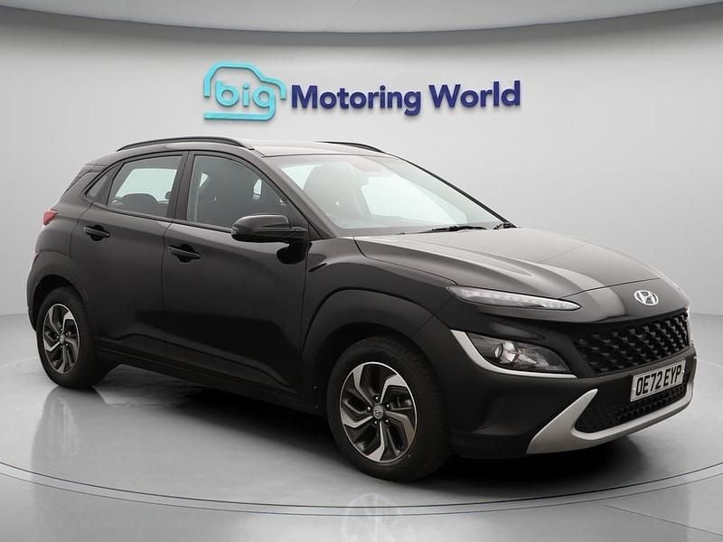 Black Used 2022 Hyundai Kona SE SUV | £14,700 (Good price) - Image 1/4