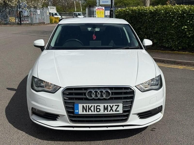 Used Audi A3 Sport 150 HP (110 kW) 2016 White Sedan
