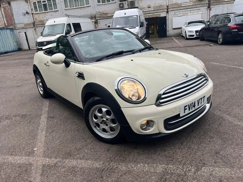 White Used 2014 Mini Cooper Cabriolet Cabriolet | £5,995 (Good price) - Image 1/4