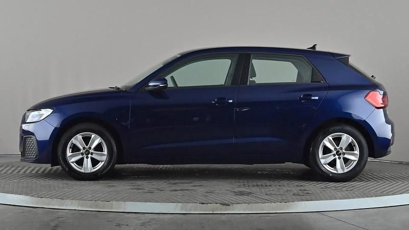 Used Audi A1 95 HP (69 kW) 2023 Blue SUV