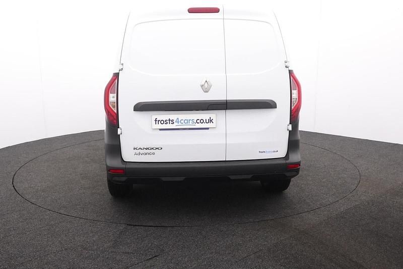 Used Renault Kangoo 2024 White MPV