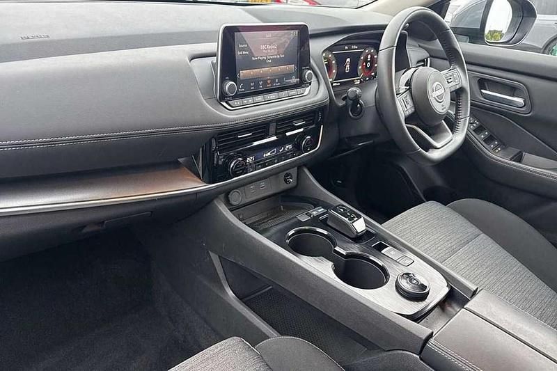 Used Nissan X-Trail Acenta 213 HP (156 kW) 2025 Grey SUV