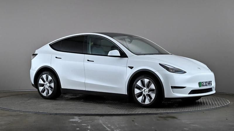 White Used 2022 Tesla Model Y Long Range SUV | £22,198 (Good price) - Image 1/3