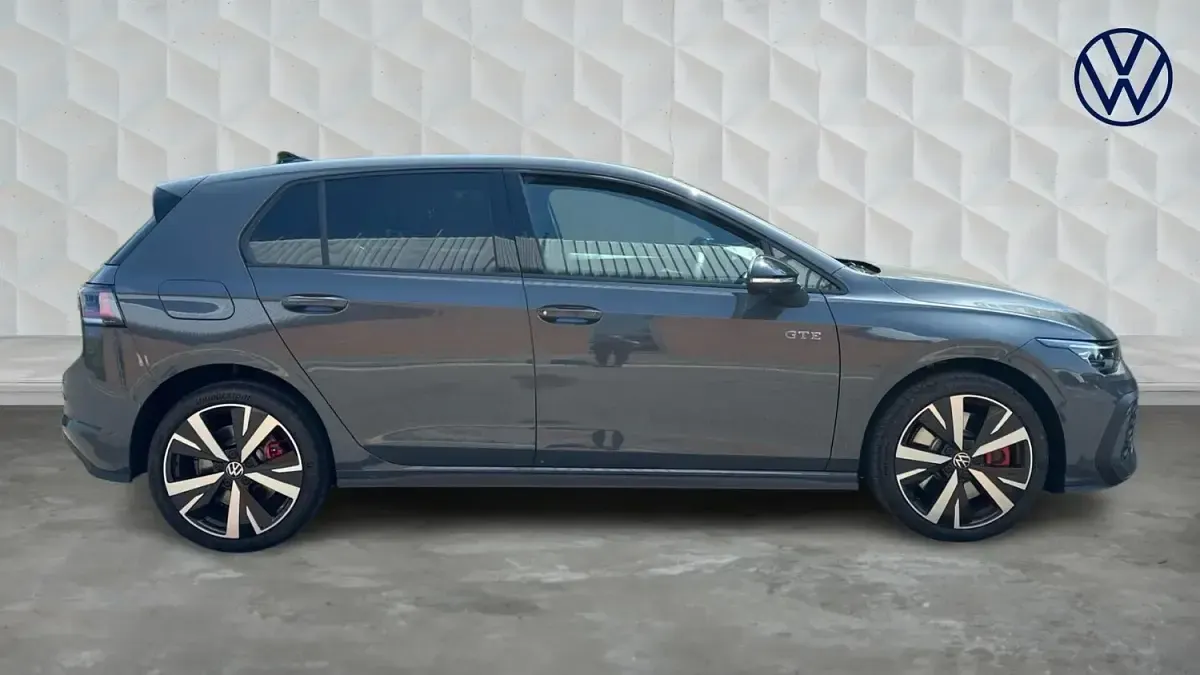 Used VW Golf VIII GTE 272 HP (200 kW) 2026 Grey Hatchback