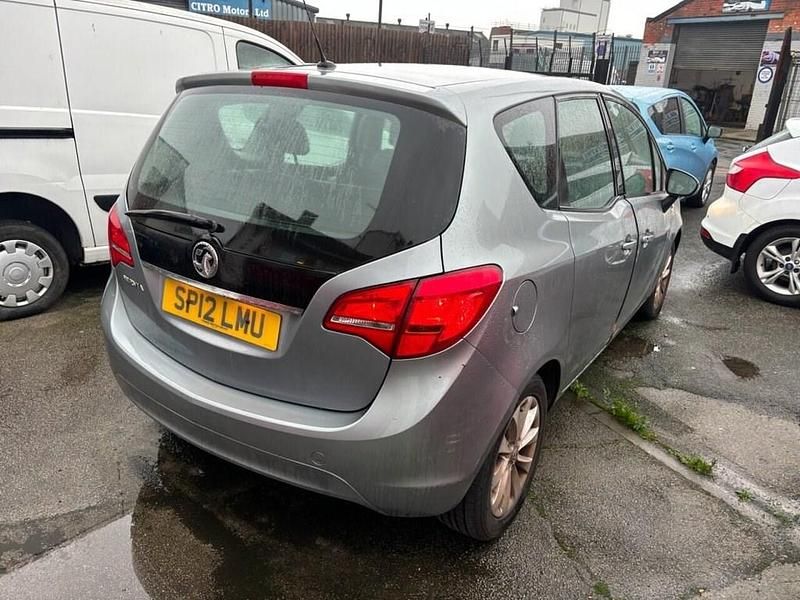 Used Vauxhall Meriva Active 100 HP (73 kW) 2012 Silver MPV