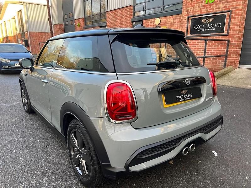 Usado Mini Cooper S Classic 2022 Cinzento Citadino