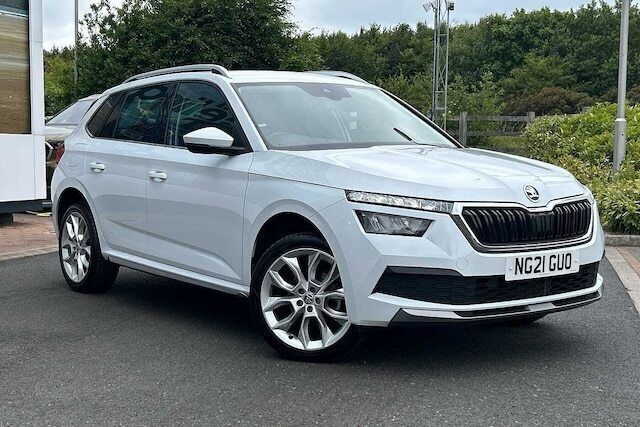Moon white metallic Used 2021 Skoda Kamiq SE L SUV | £15,995 - Image 1/4