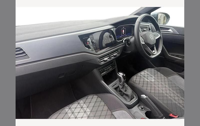 Used VW Taigo R-line 147 HP (108 kW) 2025 Grey SUV