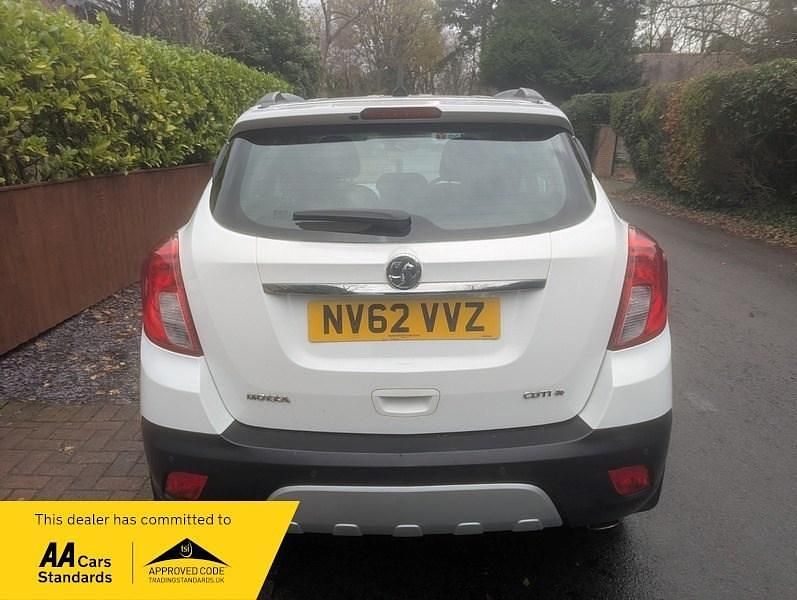 Used Vauxhall Mokka S 130 HP (95 kW) 2013 White SUV