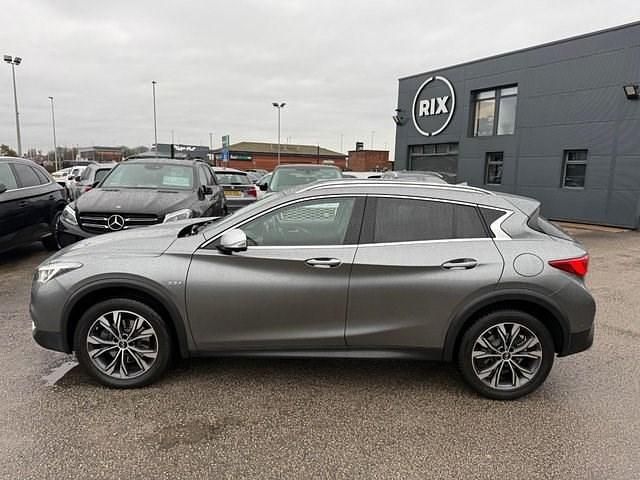 Used Infiniti QX30 Premium 170 HP (125 kW) 2016 Grey SUV