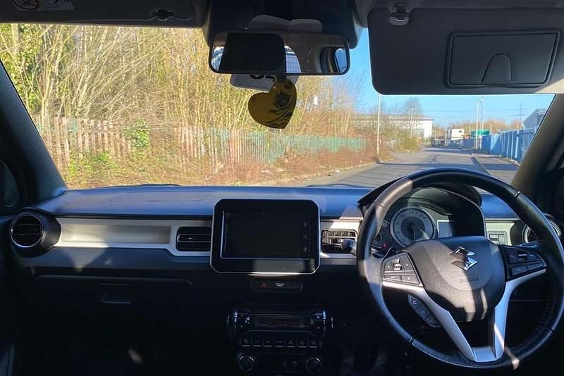 Used Suzuki Ignis SZ5 83 HP (61 kW) 2022 Yellow SUV