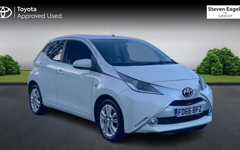 Used 2016 Toyota Aygo X-pure Hatchback | £8,799 (Fair price) - Image 1/4