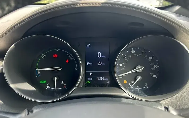 Used Toyota C-HR 122 HP (89 kW) 2020 Silver SUV