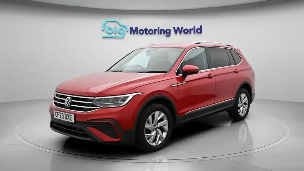 Used VW Tiguan S 150 HP (110 kW) 2023 Red SUV