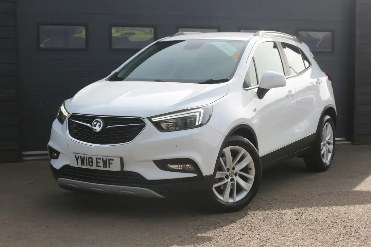 Used Vauxhall Mokka X Active 140 HP (102 kW) 2018 White SUV