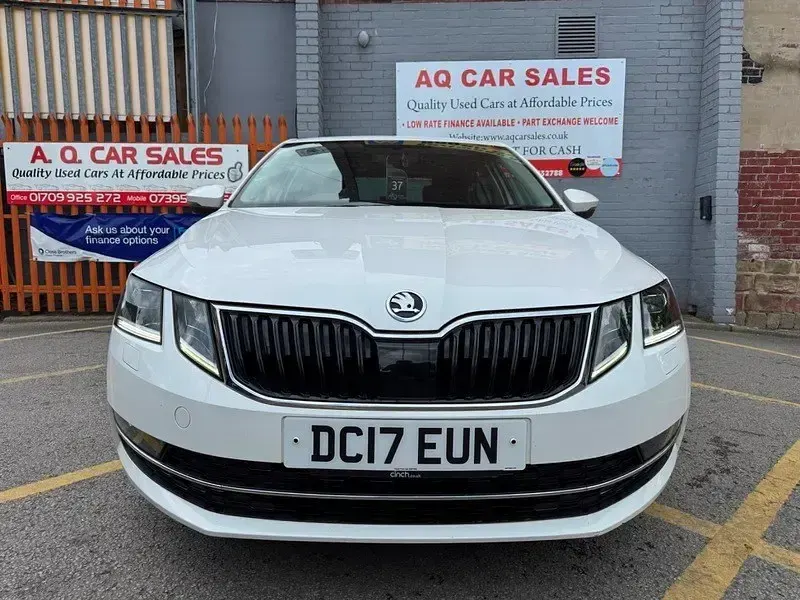 Begagnad Skoda Octavia SE L 115 HK (84 kW) 2017 Vit Halvkombi