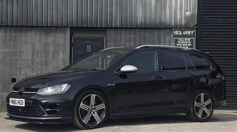 Używany VW Golf VII R 2016 Czarny Kombi