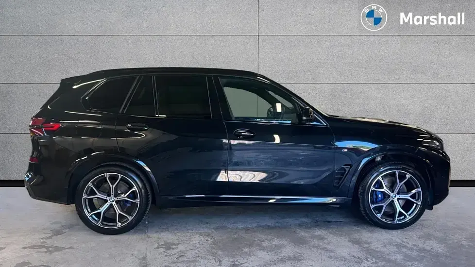 Used BMW X5 M Sport 298 HP (219 kW) 2025 Black SUV