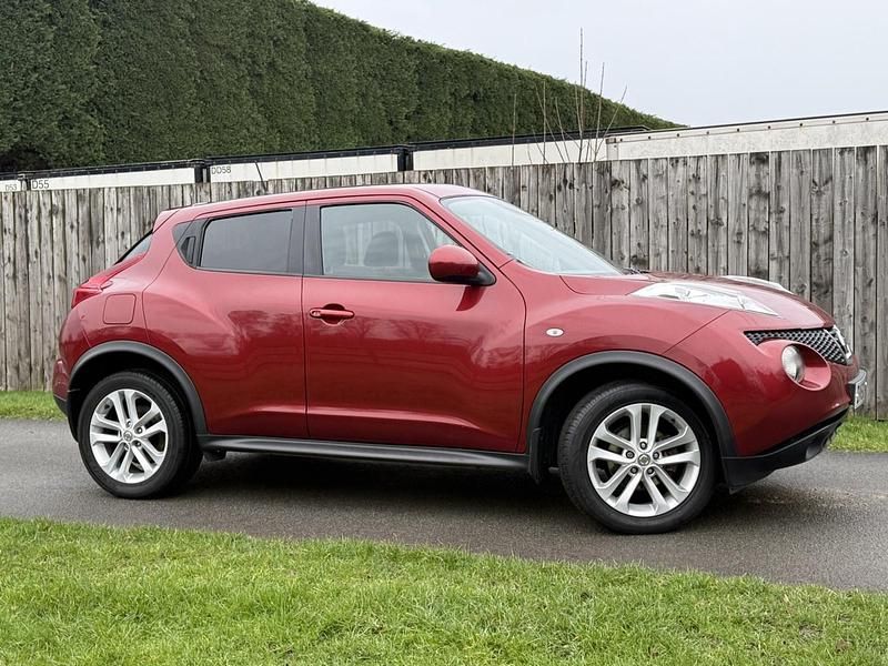 Used Nissan Juke Acenta 2010 Red SUV