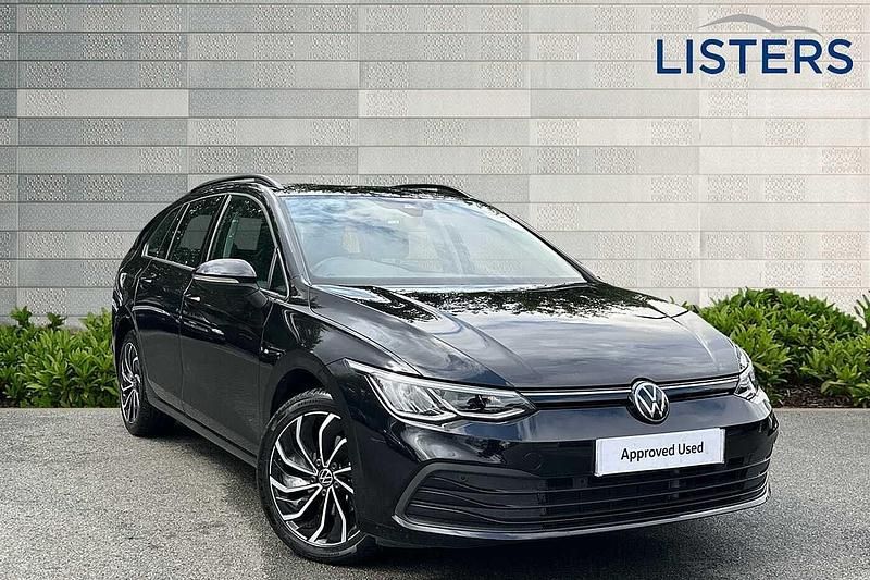 Deep black pearl effect Used 2023 VW Golf VIII Life Estate | £21,490 (Fair price) - Image 1/4