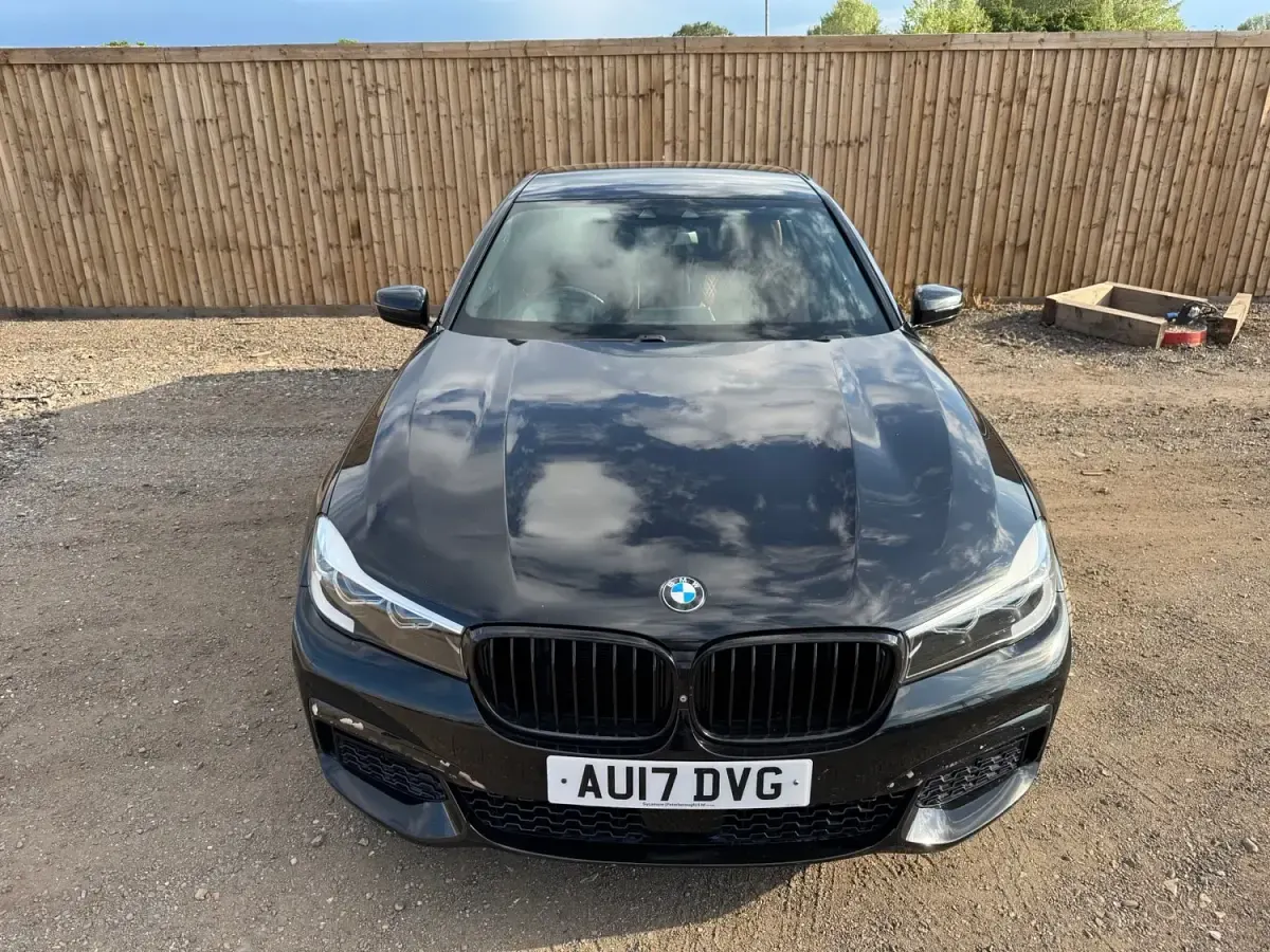 Begagnad BMW 730 M Sport 2017 Svart Sedan