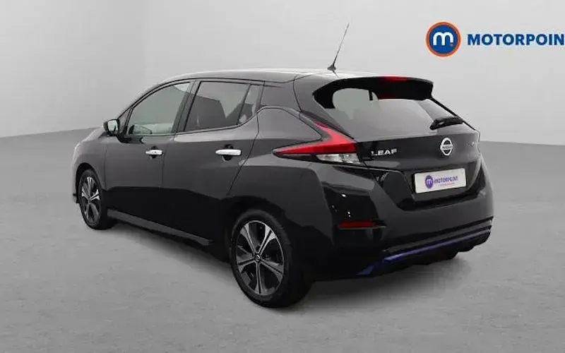 Used Nissan Leaf N-Connecta 110 kW (150 HP) 2020 Black Hatchback