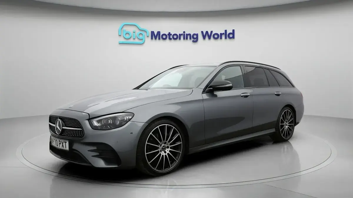 Used Mercedes E220 AMG line 194 HP (142 kW) 2021 Grey Estate
