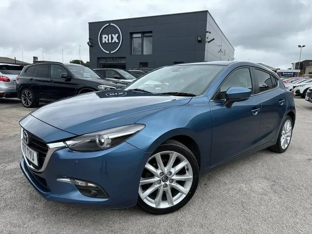 Used Mazda 3 Inclusive 121 HP (88 kW) 2017 Blue Hatchback