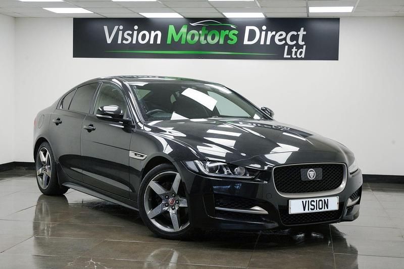 Used Jaguar XE R-Sport 180 HP (132 kW) 2017 Black Sedan