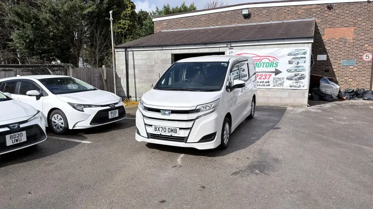 Used Toyota Noah 2020 White MPV