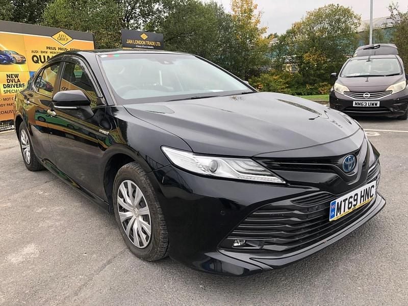 Black Used 2025 Toyota Camry Hybrid Sedan | £13,990 - Image 1/4