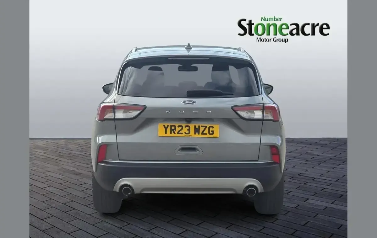 Used Ford Kuga Titanium 150 HP (110 kW) 2023 Silver SUV