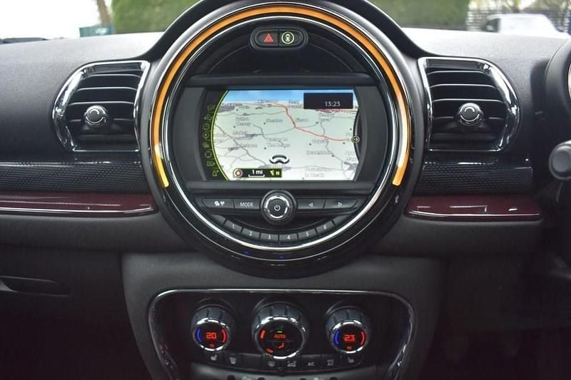 Used Mini Cooper Clubman 150 HP (110 kW) 2016 Black Estate