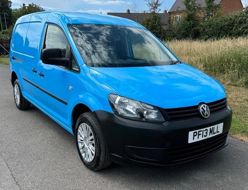 Blue Used 2013 VW Caddy Maxi MPV | £7,995 (Fair price) - Image 1/4