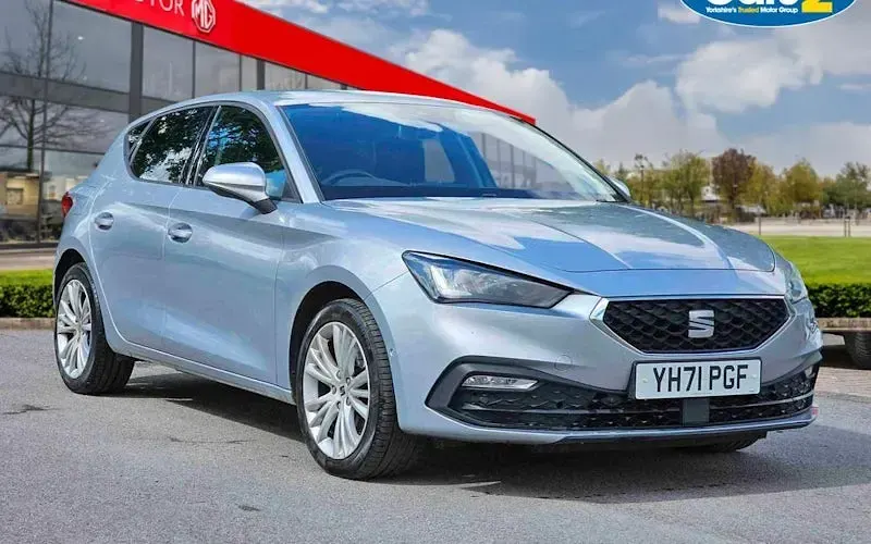 Used Seat Leon SE Dynamic 110 HP (80 kW) 2023 Hatchback