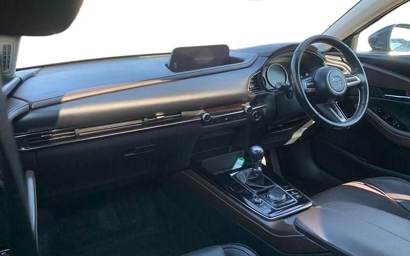 Begagnad Mazda CX-30 Edition 186 HK (136 kW) 2022 Svart SUV