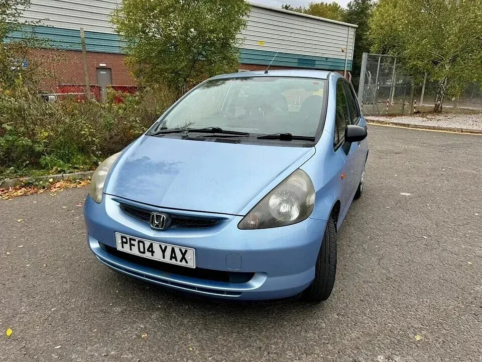 Used Honda Jazz S 83 HP (61 kW) 2004 Blue Hatchback