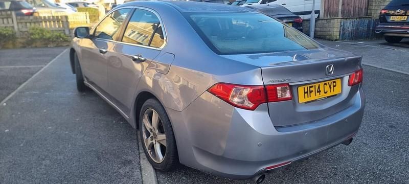 Używany Honda Accord EX 198 KM (145 kW) 2014 Srebrny Sedan/Limuzyna