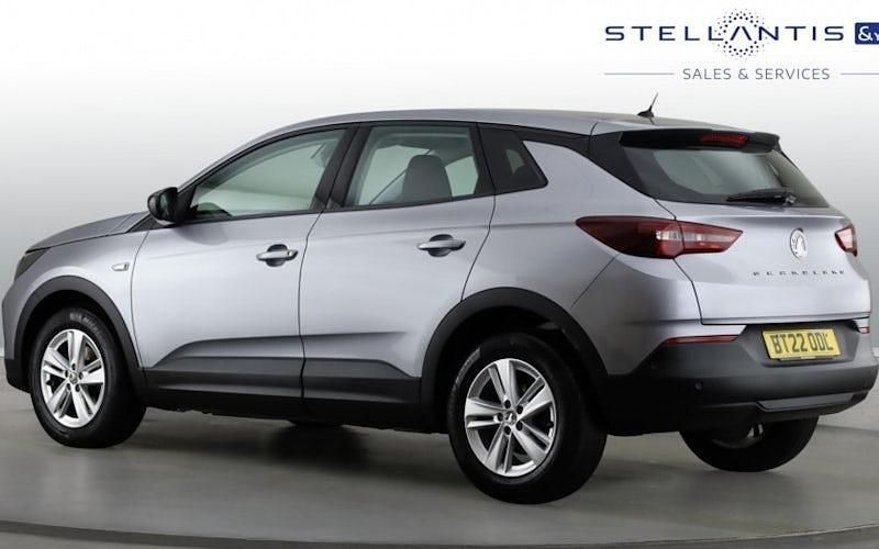 Used Vauxhall Grandland X Design Edition 131 HP (96 kW) 2024 SUV