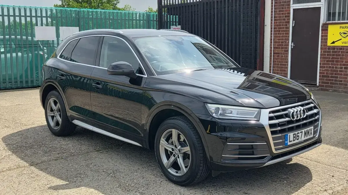 Second-hand Audi Q5 Sport 190 CP (139 kW) 2017 Negru SUV