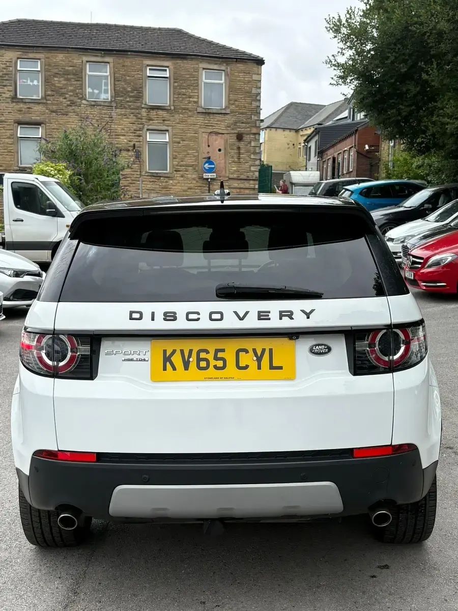 Used Land Rover Discovery 4 HSE 2015 White SUV