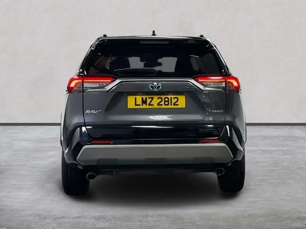 Used Toyota RAV4 218 HP (160 kW) 2022 Grey SUV