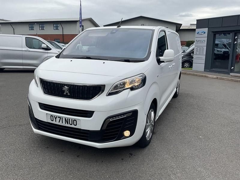 Second-hand Peugeot Expert 178 CP (130 kW) 2021 Alb Van