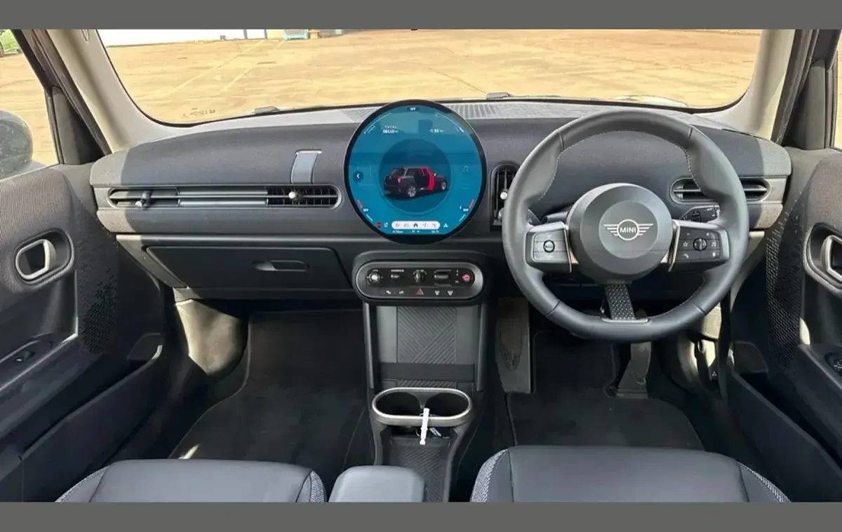 Used Mini Cooper Classic 114 kW (156 HP) 2025 Midnight black ii Hatchback