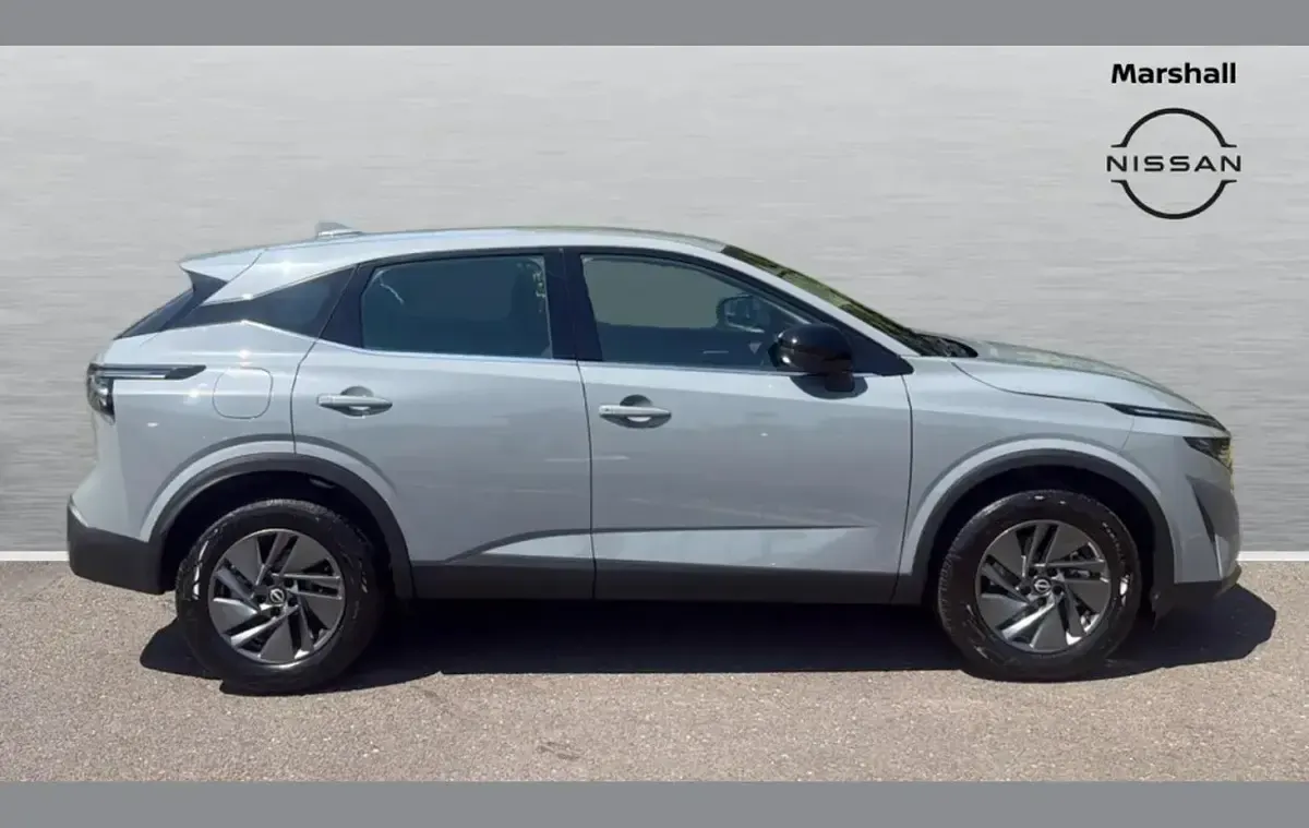 New Nissan Qashqai Acenta Premium 190 HP (139 kW) 2026 Grey SUV