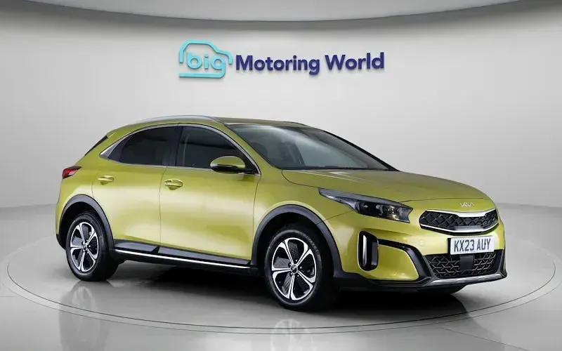 Used Kia XCeed 141 HP (103 kW) 2023 Yellow SUV