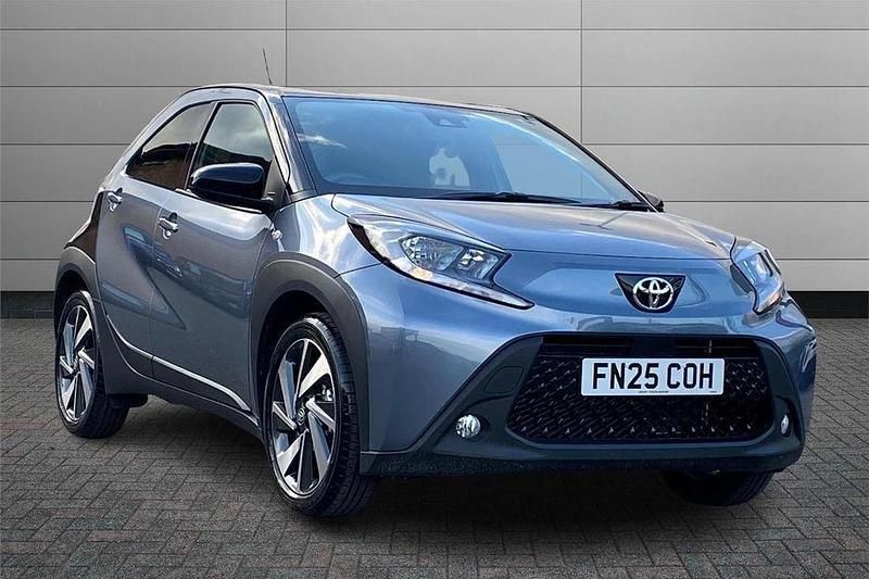 Ginger beige with black Used 2025 Toyota Aygo X SUV | £15,495 - Image 1/3
