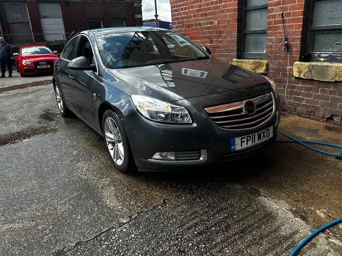 Used Vauxhall Insignia SRi 160 HP (117 kW) 2011 Grey Hatchback